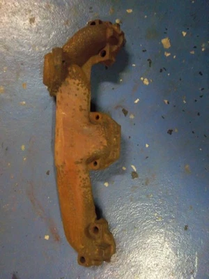 Pontiac Firebird Grand Prix 1975-79 transmisión automática colector de escape derecho 496002 OEM Foto 1 de 3