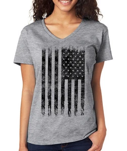 VINTAGE AMERICAN FLAG 4th of July patriotic veteran Women's V-Neck T-Shirt - Picture 1 of 1