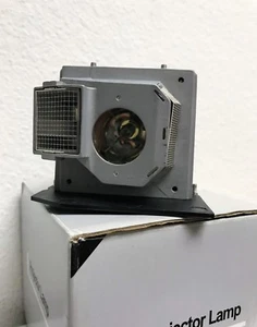 IN FOCUS Replacement Projector Lamp With Housing SP-LAMP-032 - Picture 1 of 5