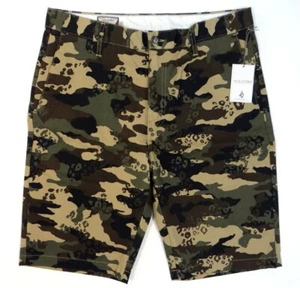 Volcom Vmonty Green & Brown Camouflage Camo Shorts Men's NWT - Picture 1 of 2