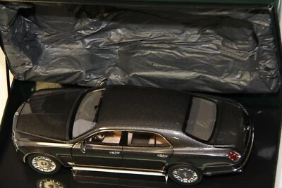 1/18 MINICHAMPS BENTLEY MULSANNE SPEED IN METALLIC GREY - Image 1 of 4