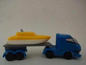 Ferrero Ü-Ei 2002 / Truck mit Auflieger " Yacht Transporter an der Cote d Azur - Bild 1 von 1