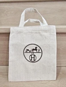 Hermès Hermes Converted Small Cotton Herringbone Logo Dust Bag with Handle - Bild 1 von 1