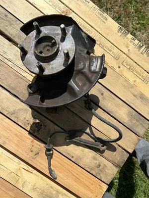 Toyota MR2 Turbo SW20 1990-1995 ABS husillo de nudillo delantero lado del conductor con sensor Foto 1 de 4