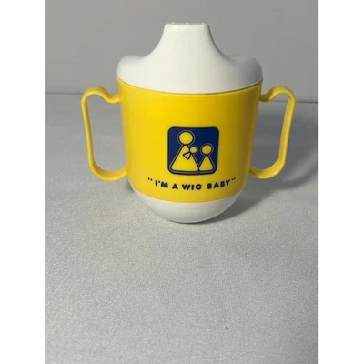 Taza de entrenamiento vintage RARA WIC bebé amarilla para niños pequeños con asas retro Foto 1 de 4