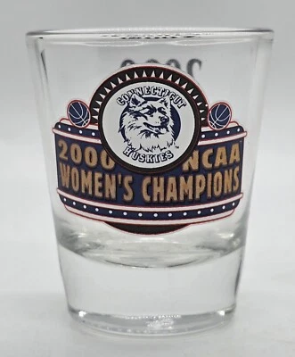 NUEVO UCONN MUJER HUSKIES 2000 FINAL CUATRO CAMPEONES NACIONALES DE LA NCAA vaso de tiro Foto 1 de 4