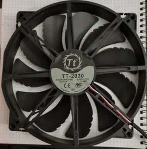Thermaltake TT-2030 Brushless 200er Lüfter - Bild 1 von 1