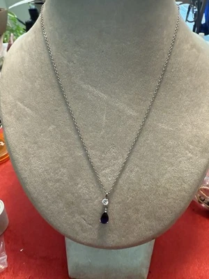 VTG DELICATE 3/4”BLUE STONE PENDANT ON 18” Silver Tone NECKLACE -COSTUME JEWELRY - Image 1 of 4