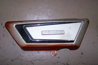 FUNDA LATERAL DERECHA R5 YAMAHA R 5 10-1970 Foto 1 de 2
