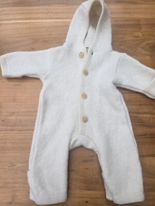 Hessnatur Baby Walkoverall Gr. 50/56 – Reine Schurwolle – Creme Farben - Bild 1 von 2