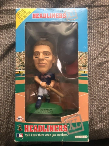 Chipper Jones Headliners XL Atlanta Braves  Limited Edition Figurine VINTAGE Cover