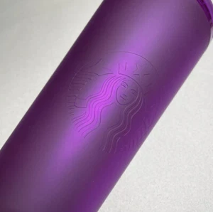 Starbucks Soft Touch Matte Purple Tumbler Limited Edition Tasse 24 Oz. Mit Strohhalm - Bild 1 von 5