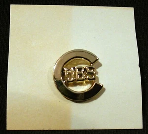 CHICAGO CUBS-Rare Vintage 1945 World Series Lapel Pin-Vintage Sports Memorabilia - Picture 1 of 1