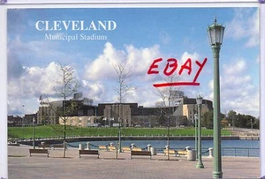 CLEVELAND STADIO MUNICIPALE, INDIANI E MARRONE ~ CLEVELAND, OH - Foto 1 di 2