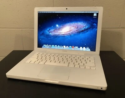 Apple White MacBook 13'' A1181 2007 Core 2 Duo 2.0GHz / 2GB / 128GB SSD - Image 1 of 4