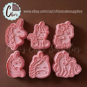 Cortador de galletas temático unicornio con sello/en relieve, juego de 12 piezas. - Imagen 1 de 6