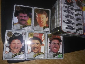 Sammlerstück klassische Nascar Karten und Tin - Bild 1 von 3