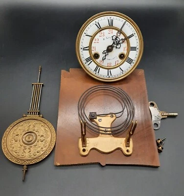 Ancien mouvement horloge pendule avec balancier Lyre + clé - Photo 1/4