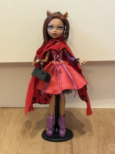 Monster High Scarily Ever After Little Dead Riding Hood Clawdeen Wolf Doll & Bag - Picture 1 of 19