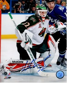 Niklas Backstrom Minnesota Wild Autographed 8x10 Photo With LOM COA (PH1127) - Picture 1 of 2
