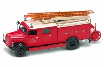 1941 MagirusDeutz S3000 SLG Fire Engine Red Yatming 43014 1/43 Diecast Model - Image 1 of 4