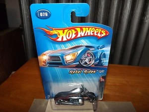 HOT WHEELS REBEL RIDES 4/5, SCORCHIN' SCOOTER, 2005 #079, NEW ON CARD - Picture 1 of 3