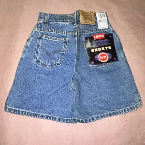 Vintage 1990’s Levis Girls Denim Shorts, Deadstock NWT, Size 12 - Picture 1 of 3