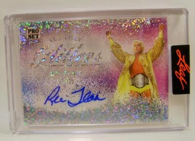 RIC FLAIR WOO WWE WWF HOF #22/25 AUTO ALL THAT GLITTERS LEAF PRO SET PURE 2023 - Imagem 1 de 3