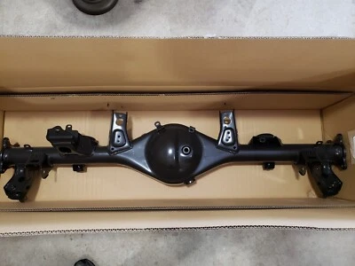 NEW TOYOTA 4RUNNER 4WD REAR DIFFERENTIAL AXLE HOUSING  OEM 2010-24   42110-60A81 - Image 1 of 4