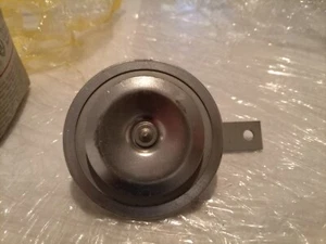 SEAT VW AUDI SKODA CLACSON TROMBA AVVISATORE ACUSTICO NUOVO ORIGINALE 6N0951101G - Foto 1 di 5
