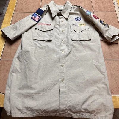 Boy Scouts Of America BSA Uniform Shirt - Adult Mens Small Patches Den Leader - Image 1 of 4