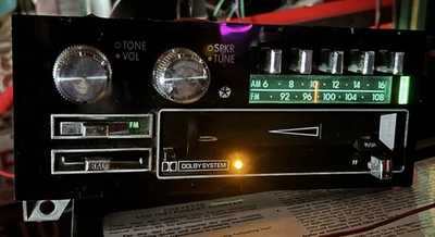 75 76 77 78 79 80 81 83 Dodge Truck Ram Ramcharger AM/FM cassette radio estéreo Foto 1 de 4