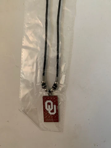 Oklahoma Sooners Diamond Plate Rope Necklace, 20-Inch Cover
