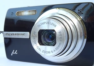 Olympus Mju 820 8.0Mp 5x Digital Camera +Charger Black Tested Working+xd card - Picture 1 of 17