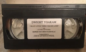 DWIGHT YOAKAM Promo VHS Crazy Little Thing Called Love RAR - Bild 1 von 2