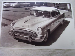 1954 BUICK SEDAN 11 X 17 PHOTO PICTURE - Picture 1 of 1