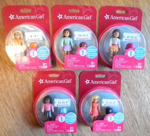 NEU Posten von 5 ZURÜCKGENOMMENE Serie 1 Mega Bloks * American Girl Minifigur 13-teiliges Set - Bild 1 von 5