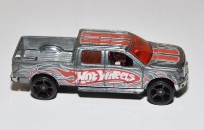 Hot Wheels 011/190 2009 Ford F-150 N4014 New Models 11/42 grigio 2009 - Immagine 1 di 4