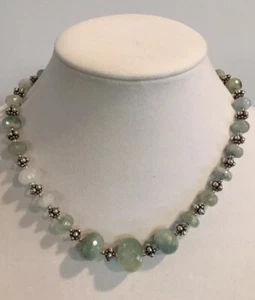 GRÜNER AQUAMARIN GRADUIERTER FACETTIERTER EDELSTEIN HALSKETTE MIT STERLINGSILBER 405 KT. - Bild 1 von 3