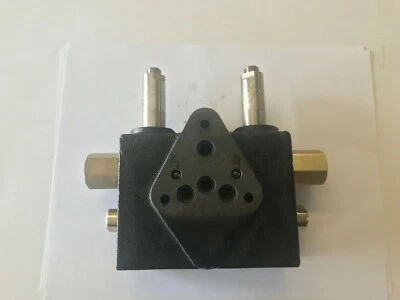 VÁLVULA CONTROL HIDRÚLICA (AZ51852) Foto 1 de 4