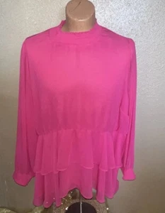 Top Rosa Torrid Arrugado Gasa Cuello Calzoncillo Volantes en Niveles Talla Grande 4 4X 26 Nuevo con Etiquetas - Imagen 1 de 8