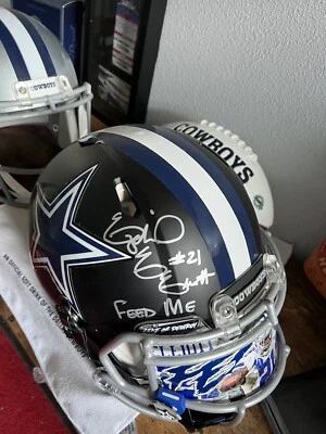 Casco auténtico tamaño completo Ezekiel Elliott Foto 1 de 3