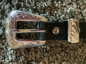 Size 30 Genuine Leather Nadim Belt. (Brand New) - Picture 1 of 6