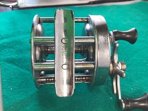 Shakespeare Service Model GE Baitcasting Fishing Reel - Picture 1 of 7