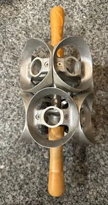 FLAWS Double Row 3-1/2” Revolving Practical Baker Bismark/Round Cutter - Picture 1 of 12