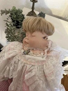 haunted Porzellan Puppe mit drei Gesichtern Eugene positiv - Bild 1 von 5