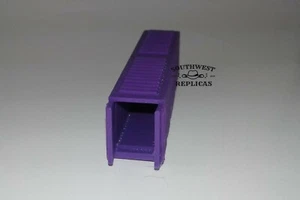 SW Replicas HO Scale 240-1310: 40' CARGO CONTAINER - BOTH DOORS OPEN - PURPLE - Bild 1 von 3