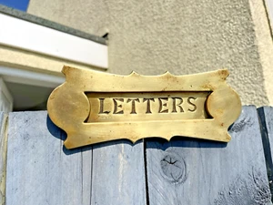 RECLAIMED ANTIQUE 20'S ART DECO BRASS DOOR KNOCKER MAIL LETTER BOX POSTING SLOT - Picture 1 of 14