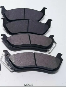 SET OF REAR BRAKE PAD BLACK GIC MD932 NEW - Picture 1 of 1
