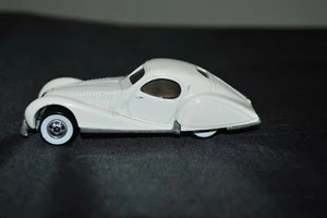 Vintage Hot Wheels/Lesney vehicles - Picture 1 of 37